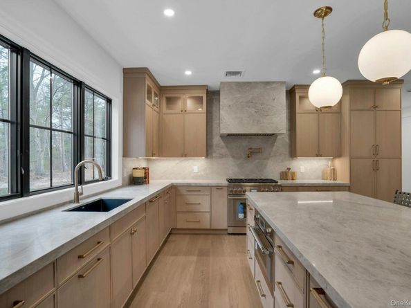 Lot 1 1003 Baldwin Path, Dix Hills NY 11746