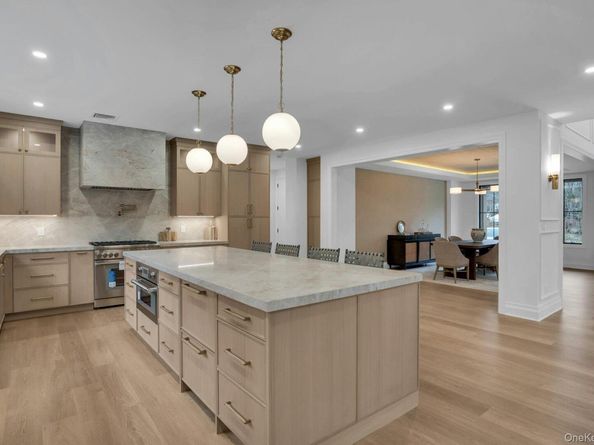 Lot 1 1003 Baldwin Path, Dix Hills NY 11746