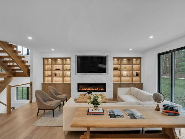 Lot 1 1003 Baldwin Path, Dix Hills NY 11746