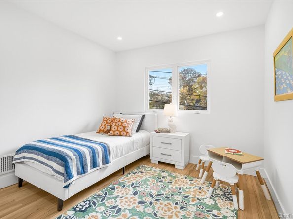 2222 Boston Post Road, Larchmont NY 10538