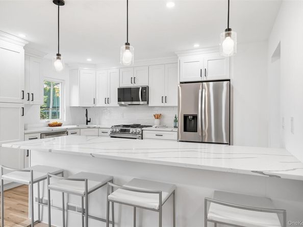 2222 Boston Post Road, Larchmont NY 10538