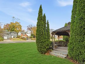 2222 Boston Post Road, Larchmont NY 10538