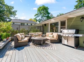 6 Rancher Place, Huntington NY 11743