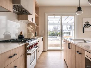 12 Depot 103 (Pearl Way), Westhampton Beach NY 11978