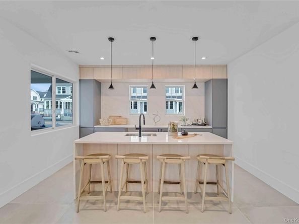 12 Depot 103 (Pearl Way), Westhampton Beach NY 11978