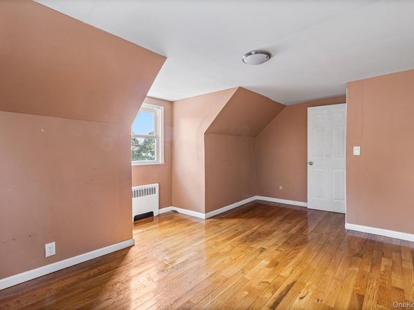 40 Carnegie Avenue, Elmont NY 11003