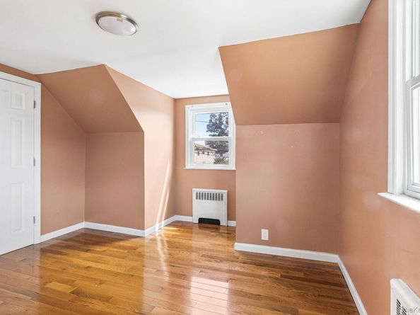 40 Carnegie Avenue, Elmont NY 11003