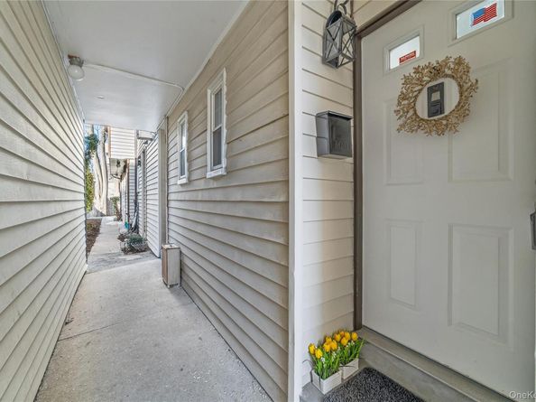 10 Westview Avenue H, White Plains NY 10603