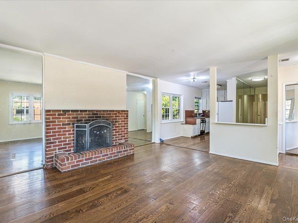 8702 188th Street, Jamaica Estates NY 11423