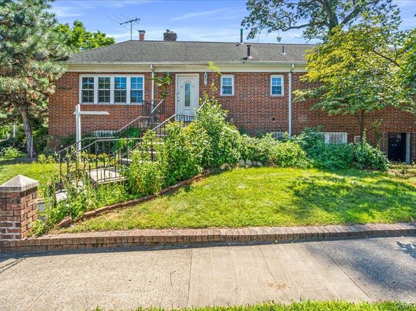 8702 188th Street, Jamaica Estates NY 11423