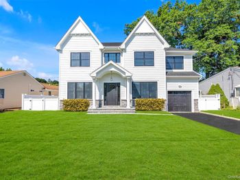 109 Greenway