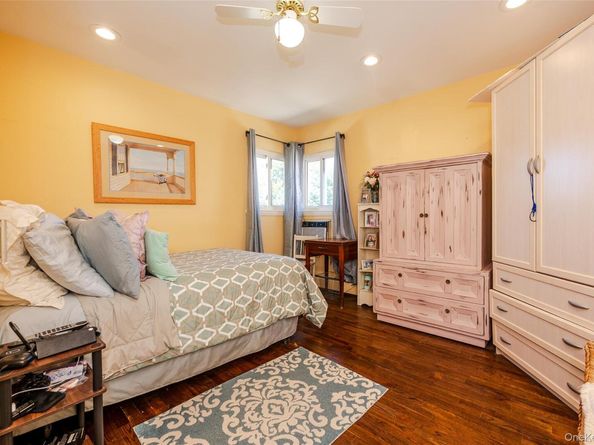 341 Green Court, Oceanside NY 11572