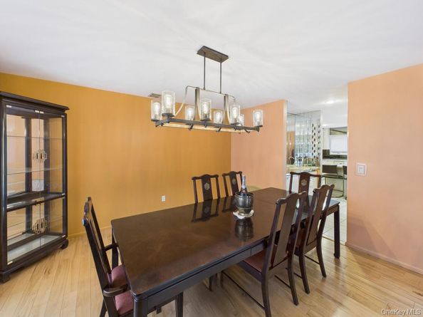 10 Cori Lane, Bohemia NY 11716