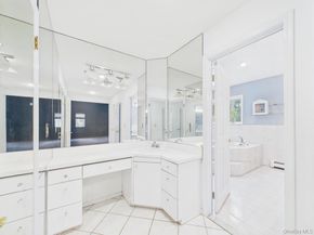 10 Cori Lane, Bohemia NY 11716