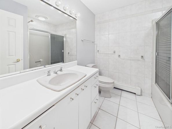 10 Cori Lane, Bohemia NY 11716