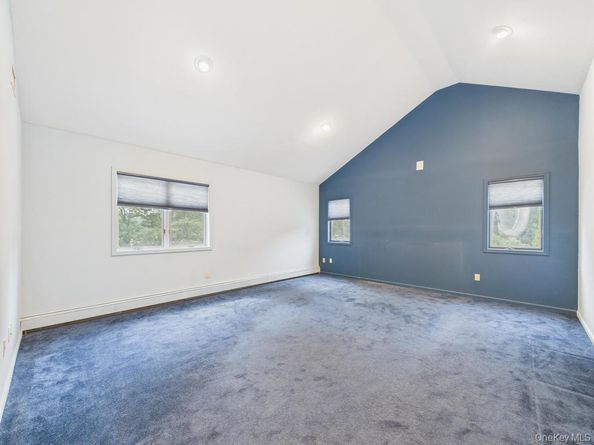 10 Cori Lane, Bohemia NY 11716
