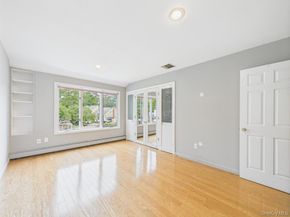 10 Cori Lane, Bohemia NY 11716