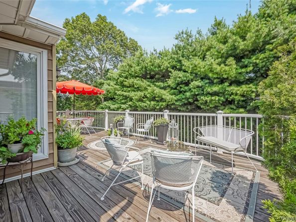 1643 Fairfax Avenue, West Islip NY 11795
