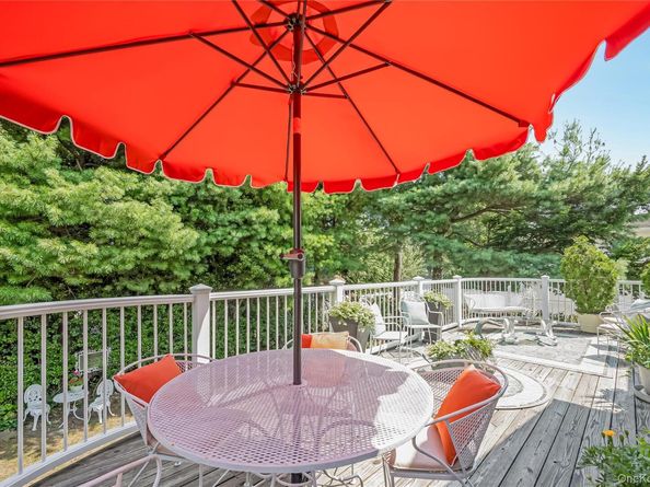 1643 Fairfax Avenue, West Islip NY 11795