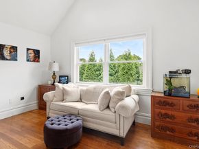 5 Woodcock Lane, Remsenburg NY 11960