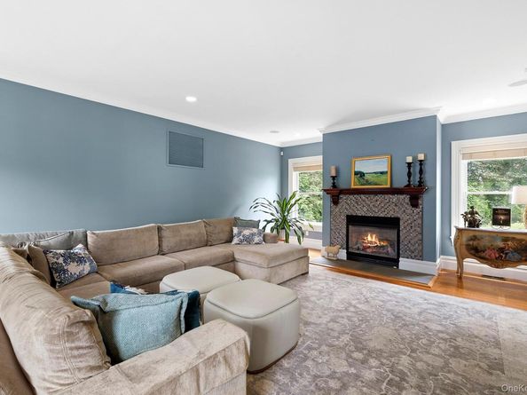5 Woodcock Lane, Remsenburg NY 11960