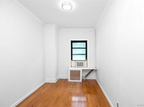 6438 84th St, Middle Village NY 11379
