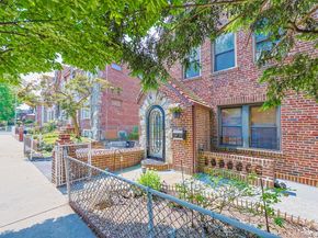 6438 84th St, Middle Village NY 11379