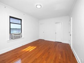 6438 84th St, Middle Village NY 11379