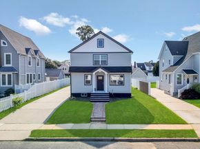 29 Dutchess Street, Freeport NY 11520