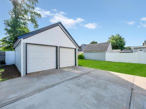 29 Dutchess Street, Freeport NY 11520