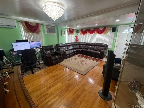 9353 207th Street, Queens Village NY 11428