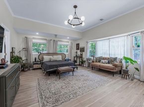 32 Southdown Road, Huntington NY 11743