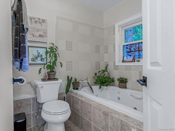32 Southdown Road, Huntington NY 11743
