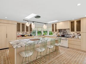 12 Honeysuckle Lane, East Quogue NY 11942
