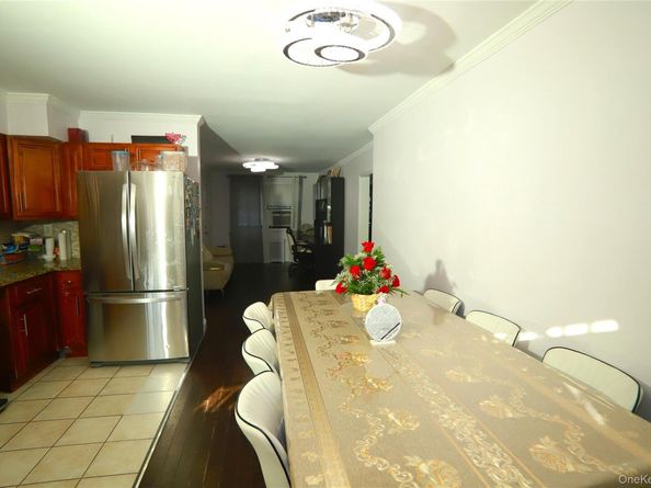71-38 147th Street 27A, Kew Garden Hills NY 11367