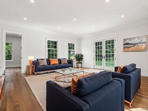 15 High Point Terrace, Scarsdale NY 10583