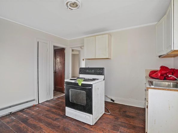 451 Babylon Turnpike, Freeport NY 11520