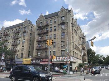 136-05 Sanford Avenue