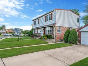 601 Bernice Road, Franklin Square NY 11010