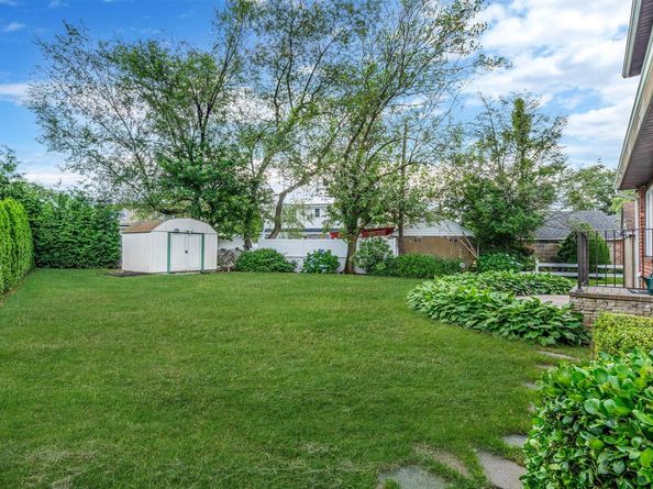 601 Bernice Road, Franklin Square NY 11010