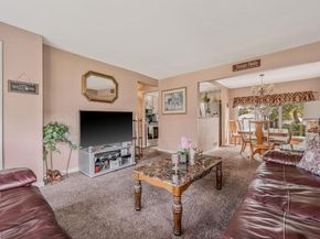 601 Bernice Road, Franklin Square NY 11010