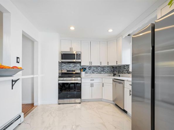 3 Ozone Place, Massapequa NY 11758