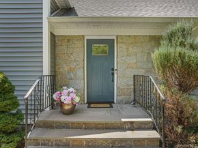 43 Amherst Drive, New Rochelle NY 10804