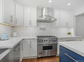 43 Amherst Drive, New Rochelle NY 10804