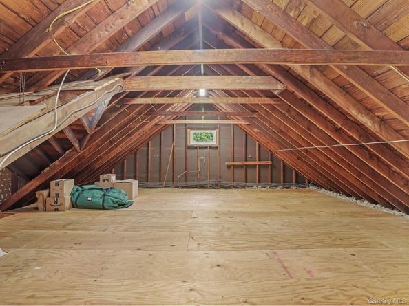 43 Amherst Drive, New Rochelle NY 10804
