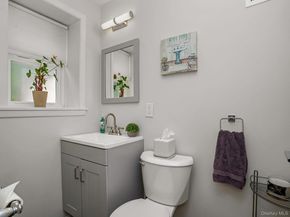 43 Amherst Drive, New Rochelle NY 10804