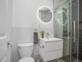 43 Amherst Drive, New Rochelle NY 10804