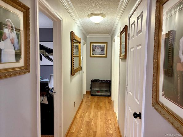 10 Joanna Place, Port Jefferson Station NY 11776