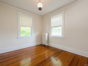 49 High Street, Locust Valley NY 11560