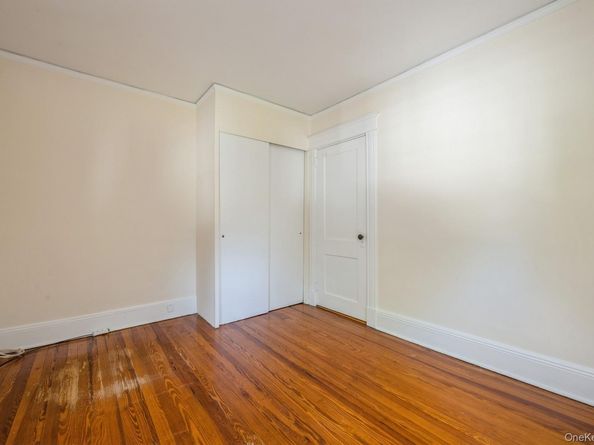 49 High Street, Locust Valley NY 11560